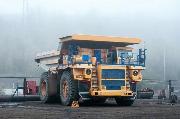 Semi Truck Repair Shop Offering Preventive Maintenance