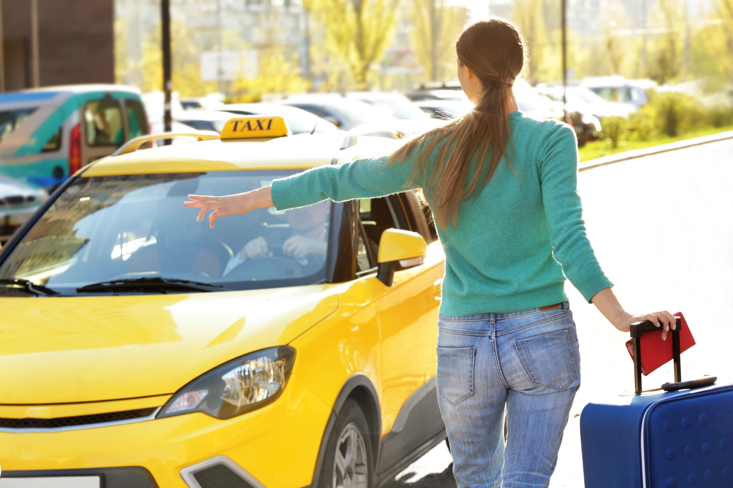 Book Affordable Rides with Mumbai Taxi Service for Daily Travel